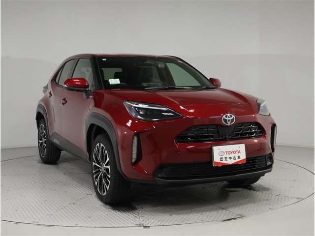 Toyota Yaris Cross 2023–2025 - red exterior