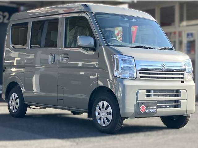 Suzuki Every 2023–2025 - silver exterior